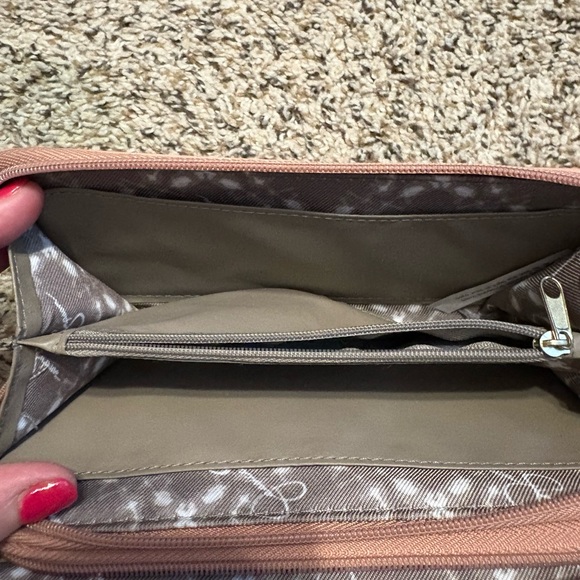 Jessica Simpson Blush Pink Wallet - Picture 3 of 7